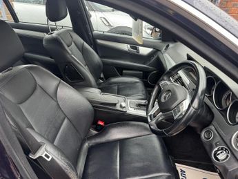 MERCEDES-BENZ C CLASS 2.1 C220 CDI BlueEfficiency Sport Saloon 4dr Diesel G-Tronic+ Eu