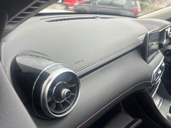 MG MG HS 1.5 T-GDI Trophy SUV 5dr Petrol DCT Euro 6 (s/s) (162 ps)
