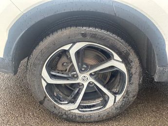 MG MG HS 1.5 T-GDI Trophy SUV 5dr Petrol DCT Euro 6 (s/s) (162 ps)