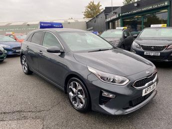 Kia Ceed 1.6 CRDi MHEV 3 Hatchback 5dr Diesel Hybrid Manual Euro 6 (s/s) 
