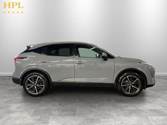 NISSAN QASHQAI 1.3 DIG-T MHEV Tekna SUV 5dr Petrol Hybrid XTRON 4WD Euro 6 (s/s