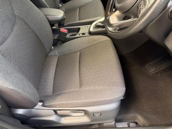TOYOTA YARIS CROSS 1.5 VVT-h Design SUV 5dr Petrol Hybrid E-CVT Euro 6 (s/s) (116 p