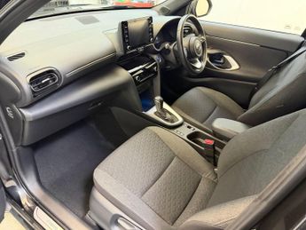 TOYOTA YARIS CROSS 1.5 VVT-h Design SUV 5dr Petrol Hybrid E-CVT Euro 6 (s/s) (116 p
