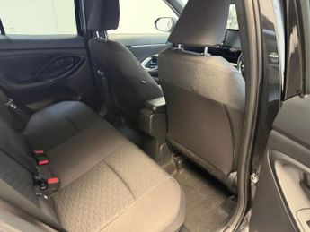 TOYOTA YARIS CROSS 1.5 VVT-h Design SUV 5dr Petrol Hybrid E-CVT Euro 6 (s/s) (116 p