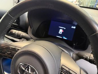 TOYOTA YARIS CROSS 1.5 VVT-h Design SUV 5dr Petrol Hybrid E-CVT Euro 6 (s/s) (116 p