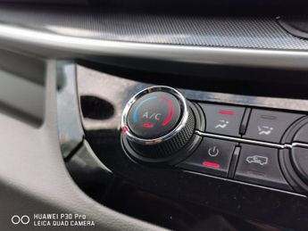 MAXUS EDELIVER 9 72kWh Panel Van 5dr Electric Auto FWD L3 H2 (204 ps)