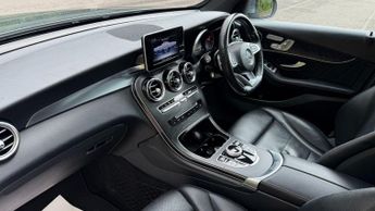 MERCEDES-BENZ GLC 2.1 GLC220d AMG Line (Premium) SUV 5dr Diesel G-Tronic+ 4MATIC E