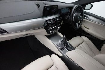 BMW 5 SERIES 2.0 520d M Sport Saloon 4dr Diesel Auto xDrive Euro 6 (s/s) (190