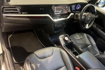 KIA NIRO 64kWh 4+ SUV 5dr Electric Auto (201 bhp) Reverse Camera, Front /