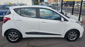 HYUNDAI I10 1.2 Premium Hatchback 5dr Petrol Manual Euro 5 (87 ps)