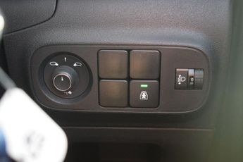 CITROEN C3 1.2 PureTech MAX Hatchback 5dr Petrol EAT6 Euro 6 (s/s) (110 ps)