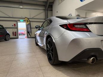 TOYOTA GR86 2.4 Boxer D-4S Coupe 2dr Petrol Manual Euro 6 (234 ps)