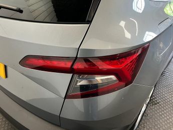 SKODA KAROQ 1.5 TSI ACT SE L SUV 5dr Petrol DSG Euro 6 (s/s) (150 ps)
