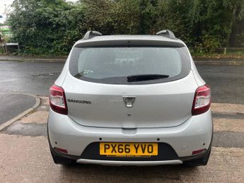 DACIA SANDERO STEPWAY 0.9 TCe Laureate Hatchback 5dr Petrol Manual Euro 6 (s/s) (90 ps