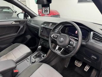 VOLKSWAGEN TIGUAN 2.0 BiTDI R-Line Tech SUV 5dr Diesel DSG 4Motion Euro 6 (s/s) (2