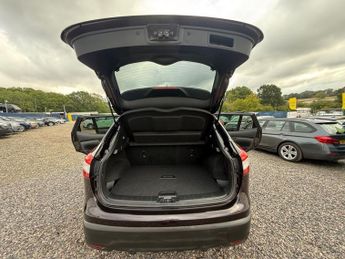 NISSAN QASHQAI 1.2 DIG-T n-tec+ SUV 5dr Petrol XTRON 2WD Euro 5 (s/s) (115 ps)