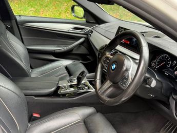 BMW 5 SERIES 2.0 520d M Sport Saloon 4dr Diesel Auto xDrive Euro 6 (s/s) (190