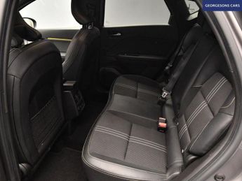 RENAULT CAPTUR 1.6 E-TECH E-Tech engineered SUV 5dr Petrol Hybrid Auto Euro 6 (