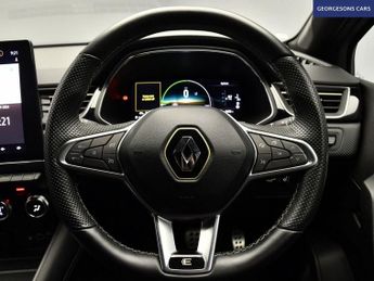RENAULT CAPTUR 1.6 E-TECH E-Tech engineered SUV 5dr Petrol Hybrid Auto Euro 6 (