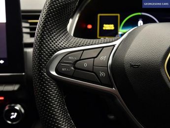 RENAULT CAPTUR 1.6 E-TECH E-Tech engineered SUV 5dr Petrol Hybrid Auto Euro 6 (