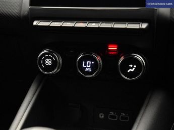 RENAULT CAPTUR 1.6 E-TECH E-Tech engineered SUV 5dr Petrol Hybrid Auto Euro 6 (
