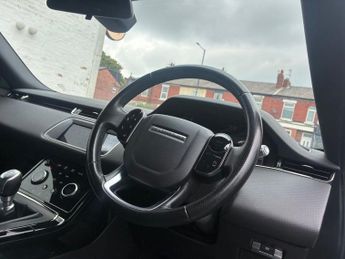 LAND ROVER RANGE ROVER EVOQUE 2.0 D150 R-Dynamic SUV 5dr Diesel Manual FWD Euro 6 (s/s) (150 p