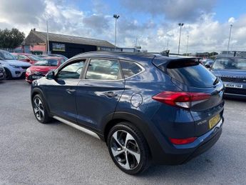 HYUNDAI TUCSON 1.7 CRDi Blue Drive Premium SE SUV 5dr Diesel DCT Euro 6-1 OWNER