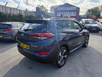 HYUNDAI TUCSON 1.7 CRDi Blue Drive Premium SE SUV 5dr Diesel DCT Euro 6-1 OWNER
