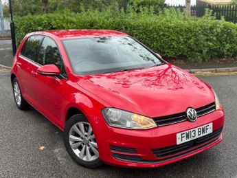 VOLKSWAGEN GOLF 1.6 TDI BlueMotion Tech SE Hatchback 5dr Diesel DSG Euro 5 (s/s)