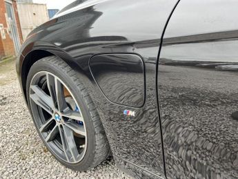 BMW 3 SERIES 2.0 330e 7.6kWh M Sport Shadow Edition Saloon 4dr Petrol Plug-in