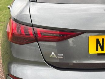AUDI A3 2.0 TDI 35 S line Sportback 5dr Diesel S Tronic Euro 6 (s/s) (15