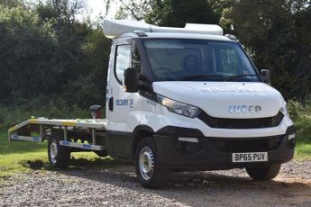 Iveco Daily 2.3 TD 11V 35S 3750 Chassis Cab 2dr Diesel Manual RWD L3 (194 g/