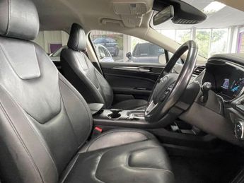 FORD MONDEO 2.0 TiVCT Titanium Edition Estate 5dr Petrol Hybrid CVT Euro 6 (