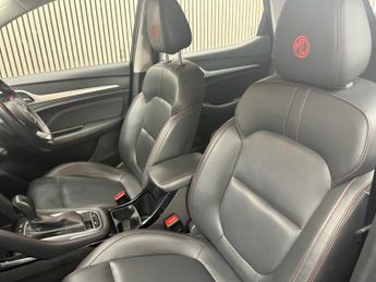 MG MG ZS 1.0 T-GDI Exclusive SUV 5dr Petrol Auto Euro 6 (111 ps)