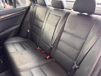 MERCEDES-BENZ C CLASS 1.8 C200K Sport Saloon 4dr Petrol Auto Euro 4 (184 ps)