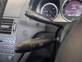 MERCEDES-BENZ C CLASS 1.8 C200K Sport Saloon 4dr Petrol Auto Euro 4 (184 ps)