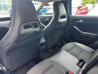 MERCEDES-BENZ A CLASS 1.5 A180 CDI Sport Hatchback 5dr Diesel 7G-DCT Euro 5 (s/s) (109