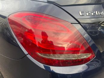 MERCEDES-BENZ C CLASS 2.1 C220d AMG Line Saloon 4dr Diesel 7G-Tronic+ Euro 6 (s/s) (17