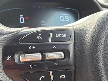 KIA STONIC 1.0 T-GDi MHEV GT-Line S SUV 5dr Petrol Hybrid DCT Euro 6 (s/s) 