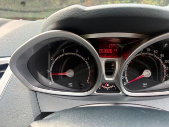 FORD FIESTA 1.6 Titanium Hatchback 5dr Petrol Manual (134 g/km, 118 bhp)