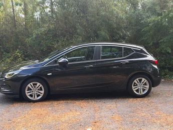 VAUXHALL ASTRA 1.6 CDTi ecoFLEX Design Hatchback 5dr Diesel Manual Euro 6 (s/s)
