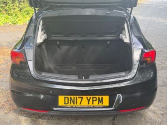 VAUXHALL ASTRA 1.6 CDTi ecoFLEX Design Hatchback 5dr Diesel Manual Euro 6 (s/s)