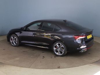 SKODA OCTAVIA 2.0 TSI vRS Hatchback 5dr Petrol DSG Euro 6 (s/s) (245 ps)