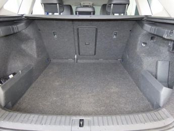 SKODA ENYAQ IV iV 62kWh 60 SUV 5dr Electric Auto (DC120kW) (179 ps)