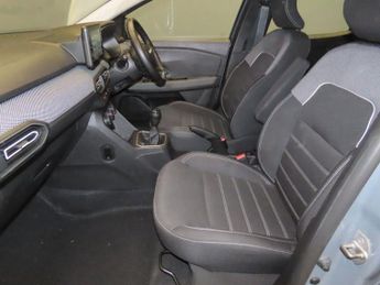 DACIA SANDERO 1.0 TCe Expression Hatchback 5dr Petrol Manual Euro 6 (s/s) (90 