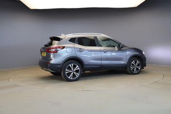NISSAN QASHQAI 1.3 DIG-T N-Connecta SUV 5dr Petrol Manual Euro 6 (s/s) (140 ps)