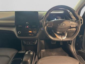 HYUNDAI IONIQ 38.3kWh Premium SE Hatchback 5dr Electric Auto (136 ps)