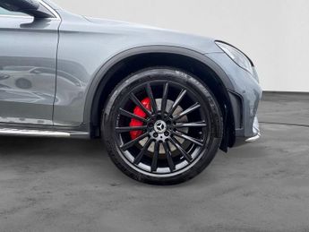MERCEDES-BENZ GLC 2.0 GLC300d AMG Line (Premium) Coupe 5dr Diesel G-Tronic+ 4MATIC