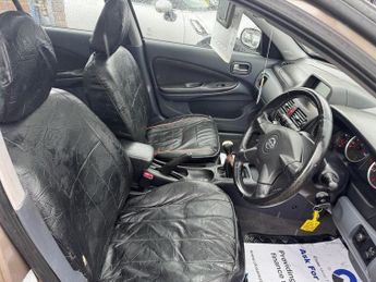 NISSAN ALMERA 1.5 SVE Hatchback 5dr Petrol Manual (160 g/km, 89 bhp)
