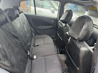 NISSAN ALMERA 1.5 SVE Hatchback 5dr Petrol Manual (160 g/km, 89 bhp)
